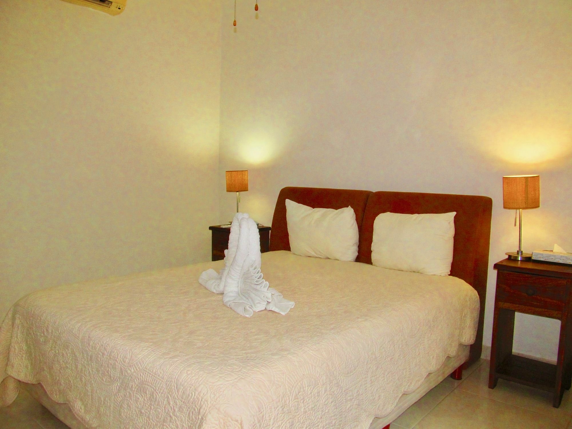 Apartamento Aqua Terra - Quiet Condo For 4 Playa del Carmen